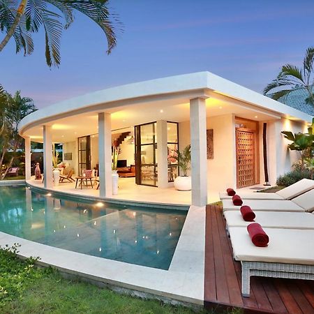 Seminyak White Design Villa Luaran gambar