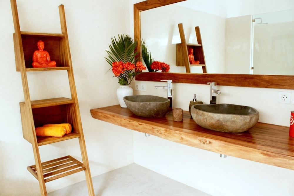 Seminyak White Design Villa Luaran gambar