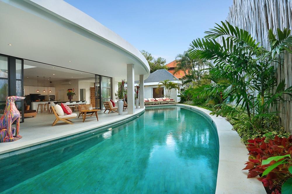 Seminyak White Design Villa Luaran gambar