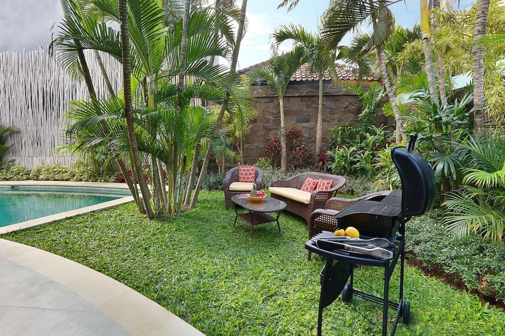 Seminyak White Design Villa Luaran gambar