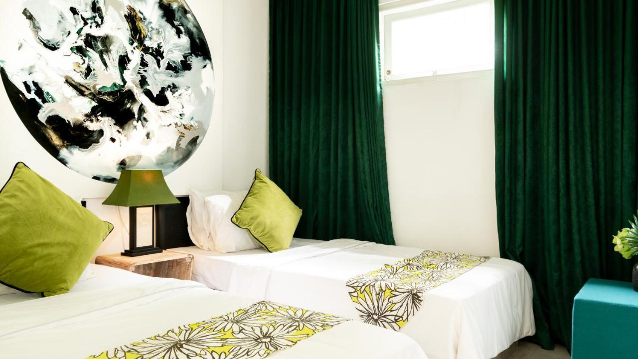 Seminyak White Design Villa Luaran gambar