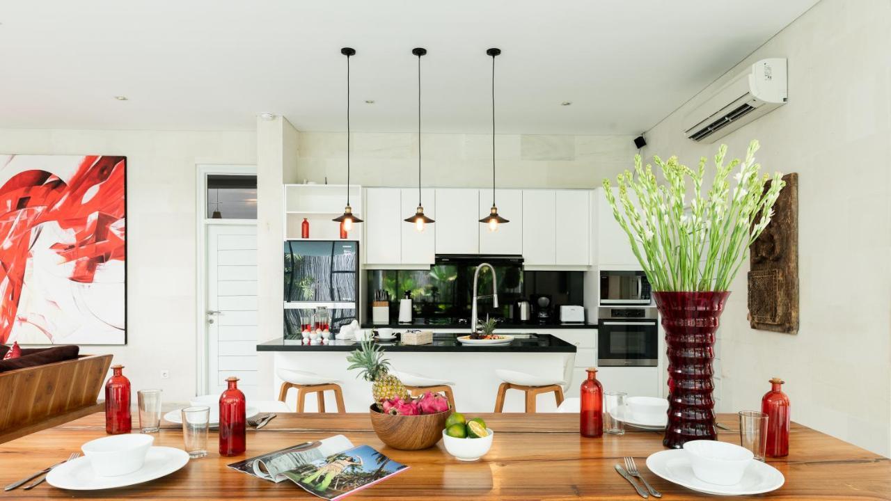 Seminyak White Design Villa Luaran gambar