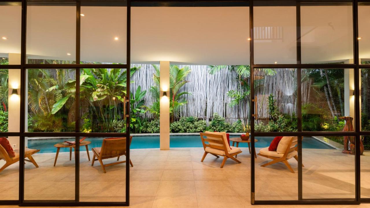 Seminyak White Design Villa Luaran gambar
