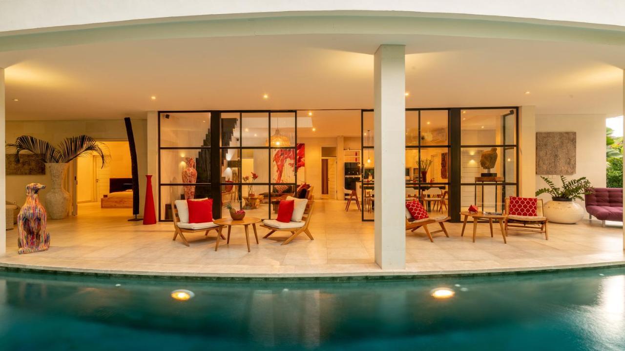 Seminyak White Design Villa Luaran gambar
