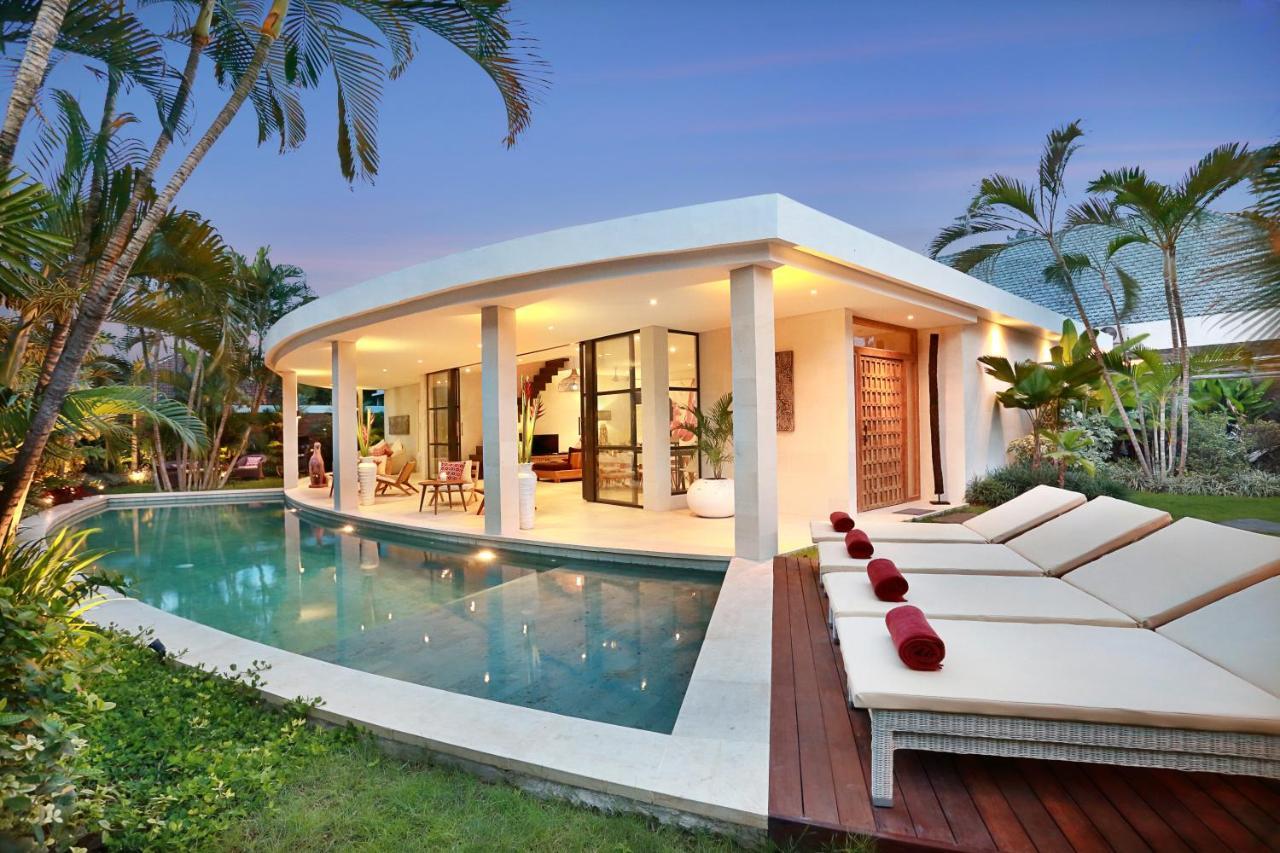 Seminyak White Design Villa Luaran gambar